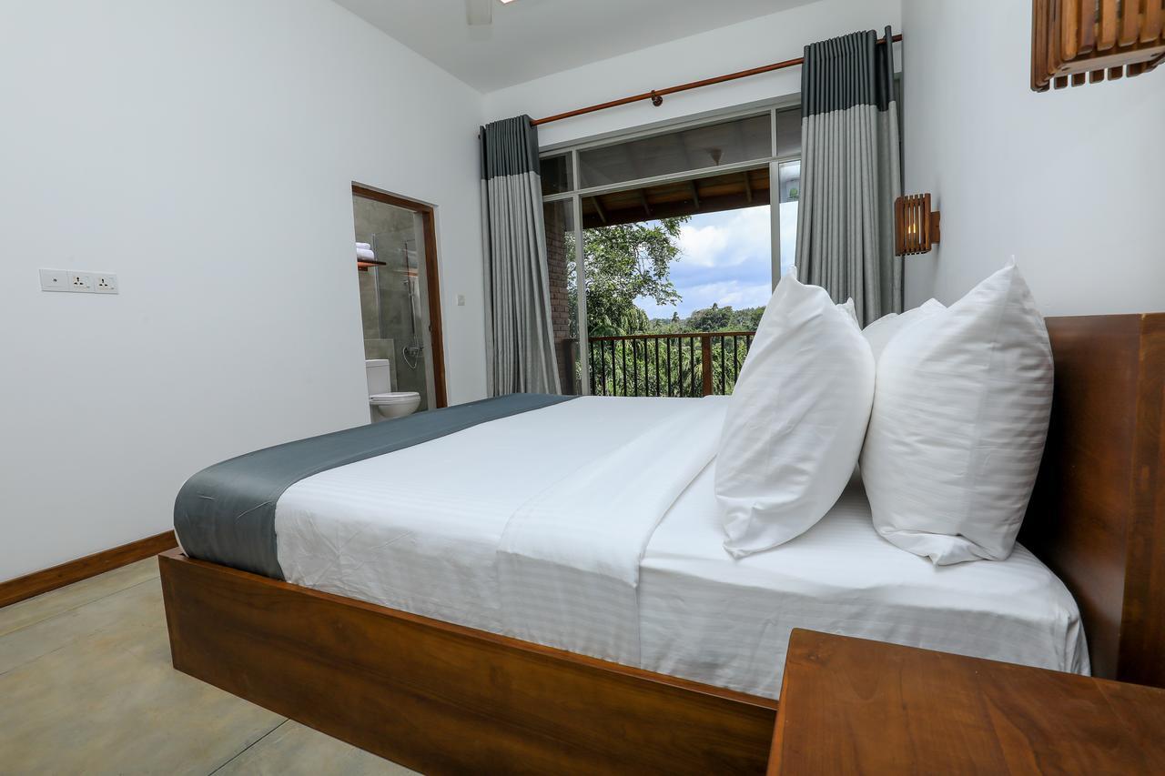 Somerset Eco Hotel